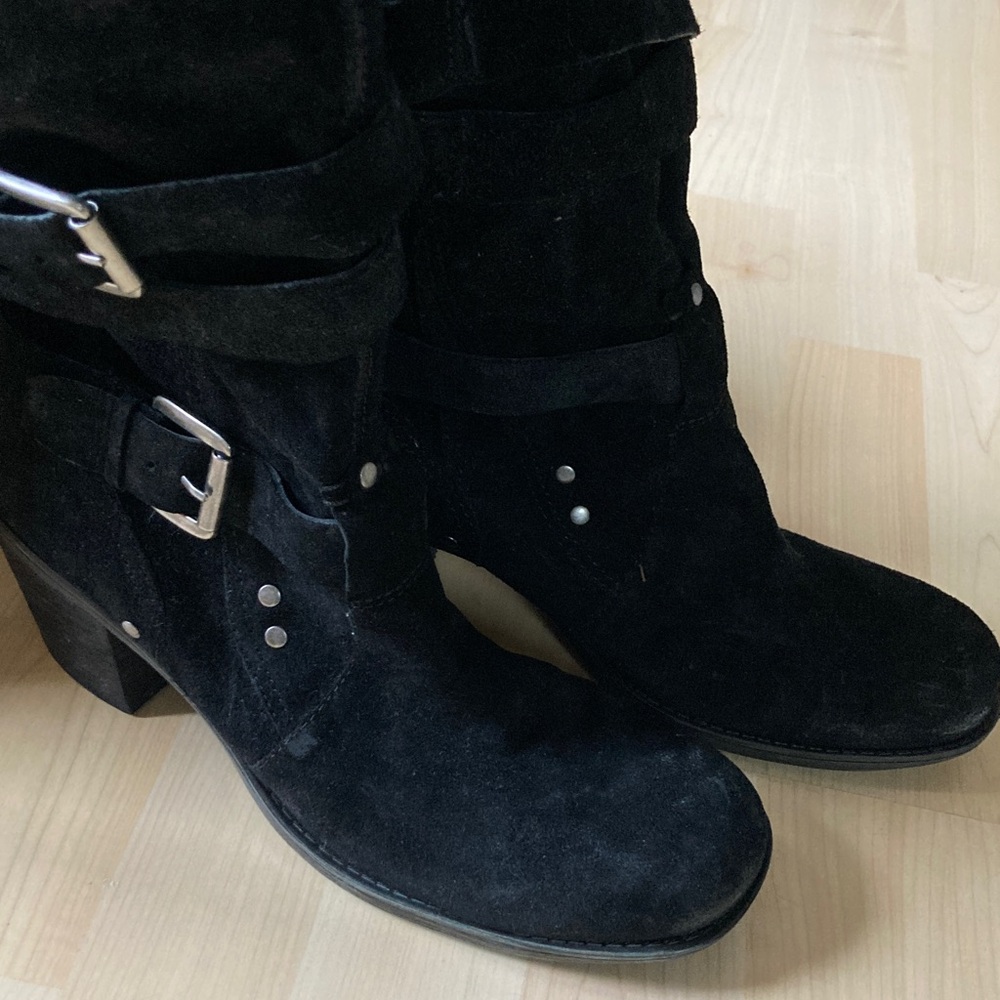 Nine West Black Suede  Heeled Boots with Buckle Detail Sz 10 - Picture 6 of 9